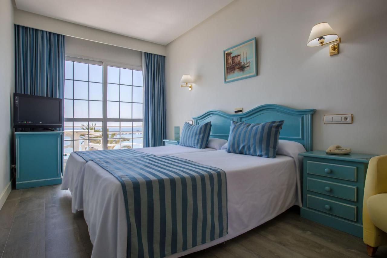 Hotel Villa De Laredo Fuengirola Luaran gambar