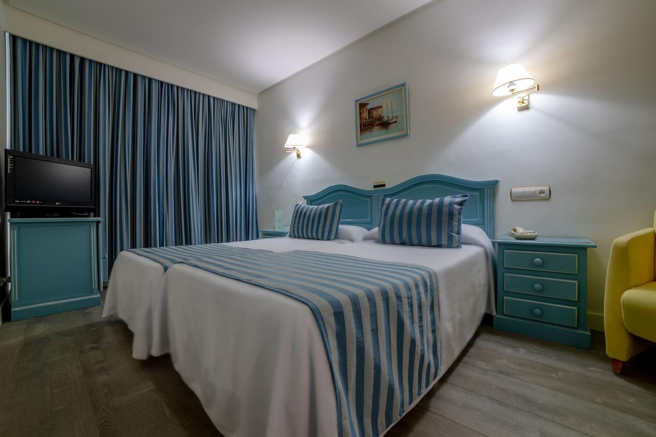 Hotel Villa De Laredo Fuengirola Luaran gambar