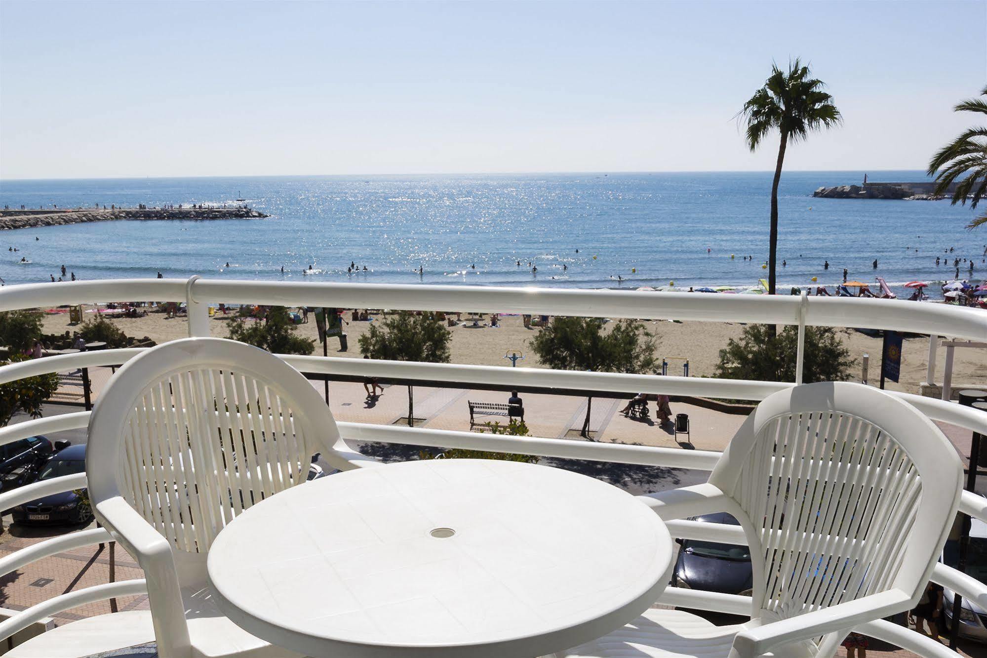Hotel Villa De Laredo Fuengirola Luaran gambar