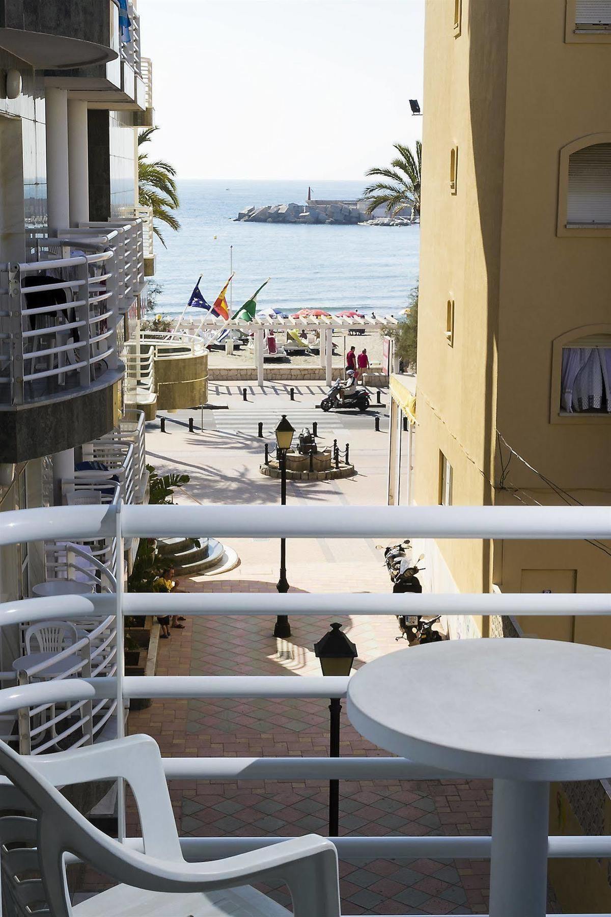Hotel Villa De Laredo Fuengirola Luaran gambar